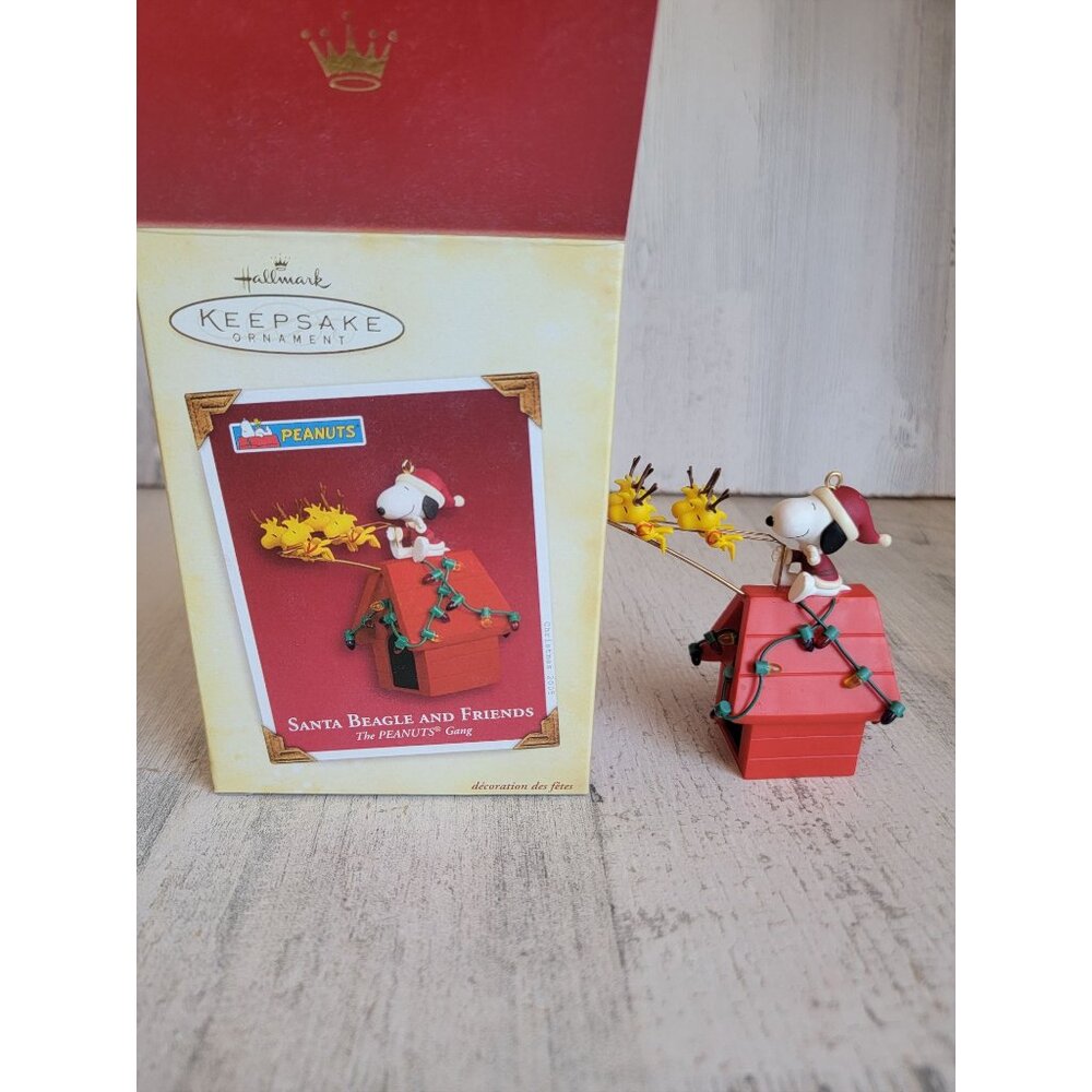 Hallmark Santa beagle and Friends ornament Xmas Snoopy